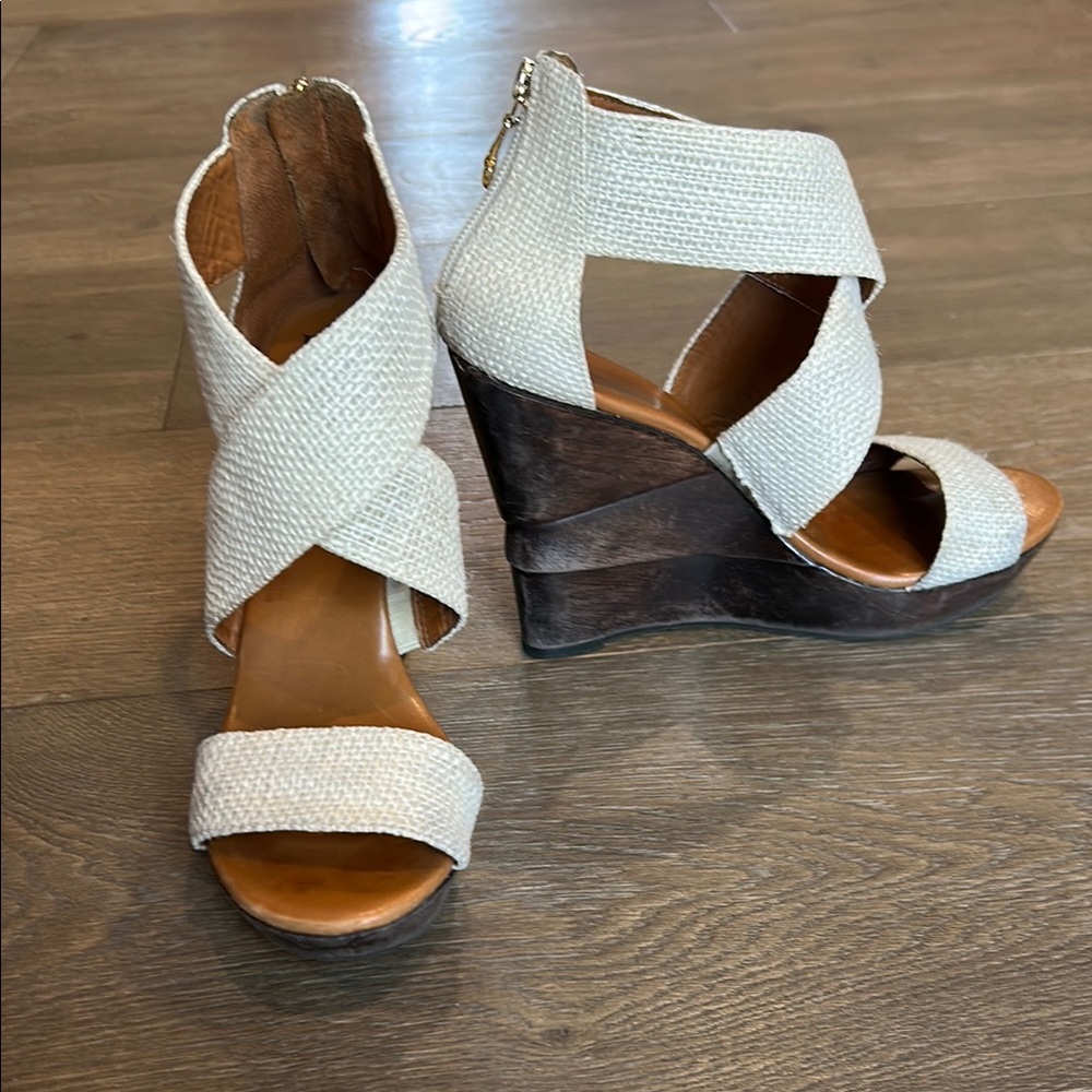 Diane Von Furstenberg Opal Wedges in Natural Burlap